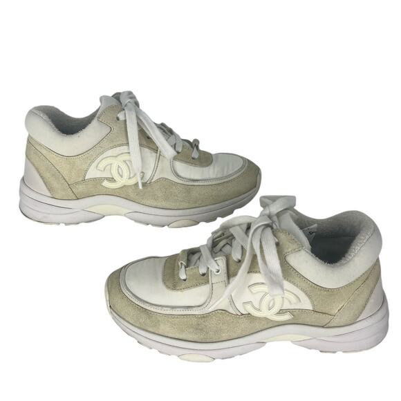 Chanel 2020 CC Logo Low Top Mixed Media Suede and Leather Nylon Chunky Sneakers - Picture 2 of 16